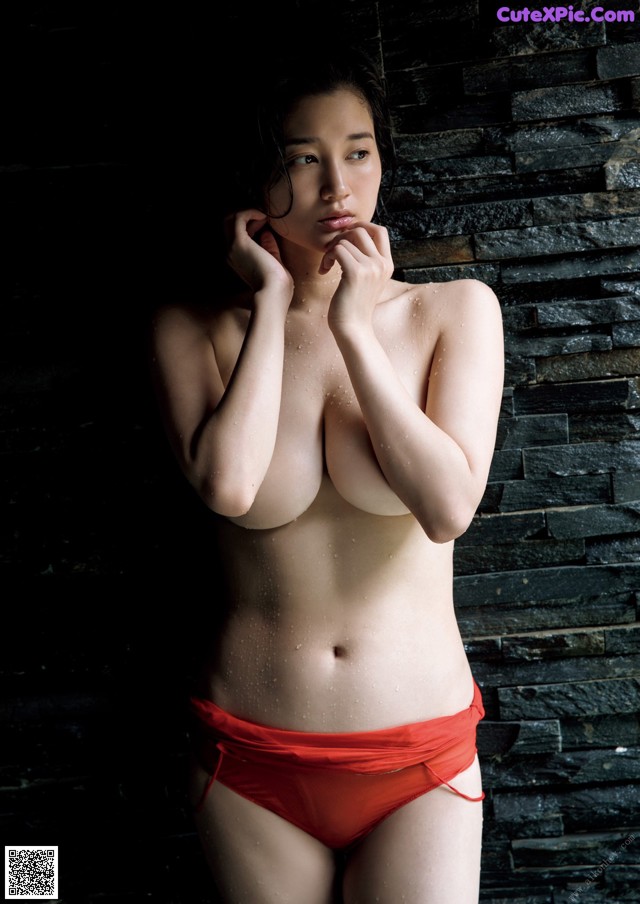 Arisa Deguchi 出口亜梨沙, ファースト写真集 『 EXIT 』 Set.03 No.c84d23